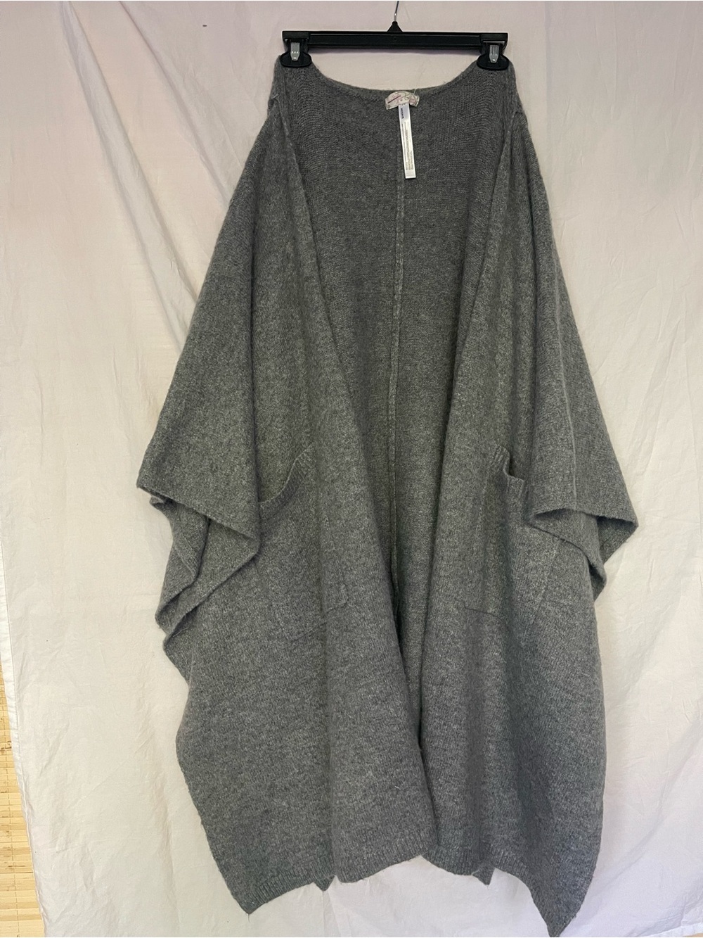 Free People Ellie Scarf Wrap Duster Sweater Kimono Grey Boho Contemporary Size L - Picture 15 of 16